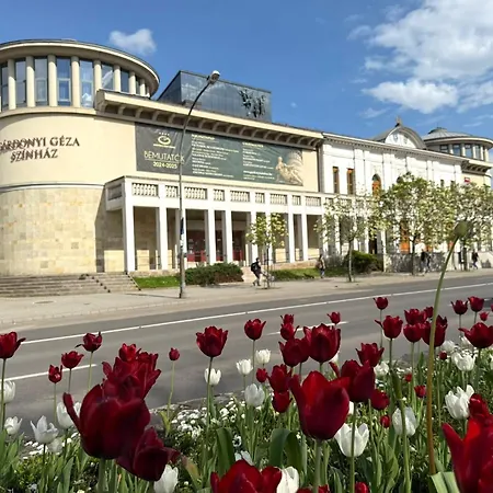 Διαμέρισμα Hellowine Iii *