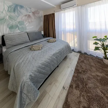 Διαμέρισμα Hellowine Iii *